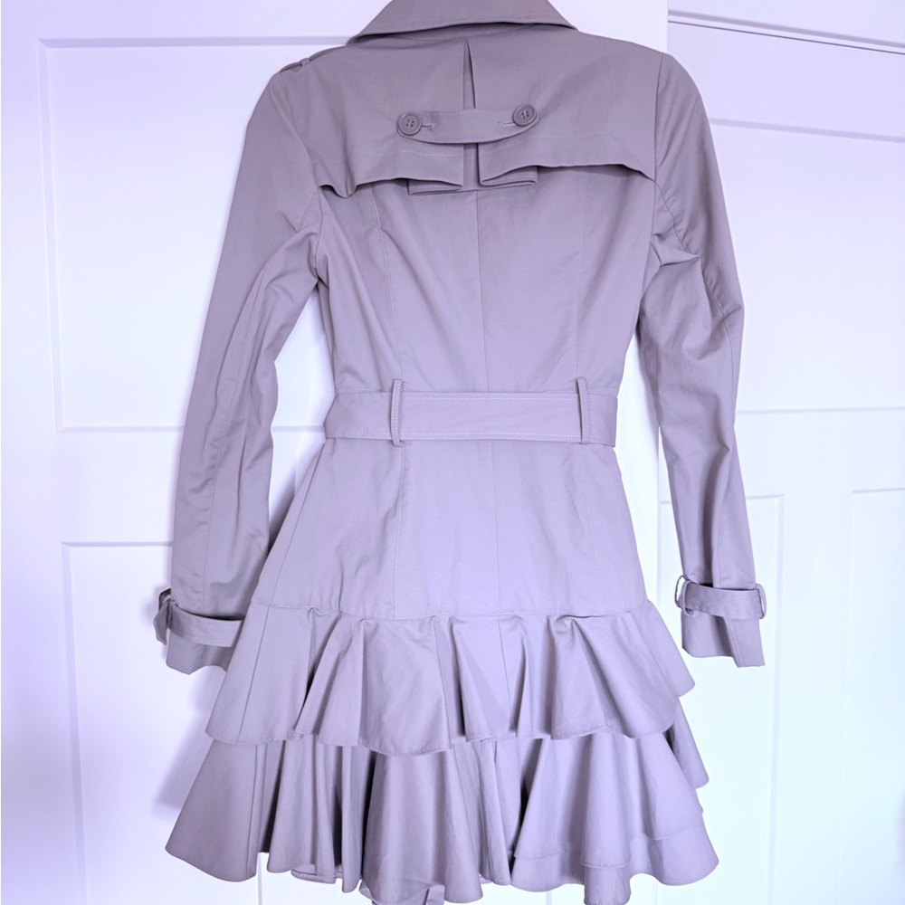Bebe Ruffle Trench Coat – Fit & Flare Double-Breasted Gray XS - Picture 3 of 5